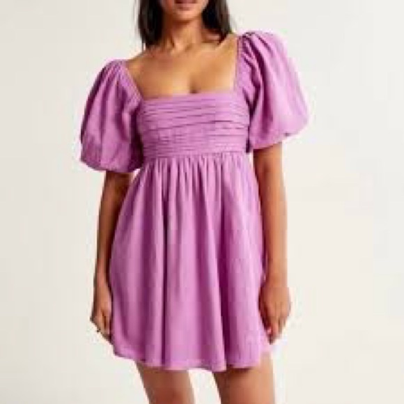 Abercrombie & Fitch Dresses & Skirts - Abercrombie & Fitch Emerson Puff Sleeve Mini Dress